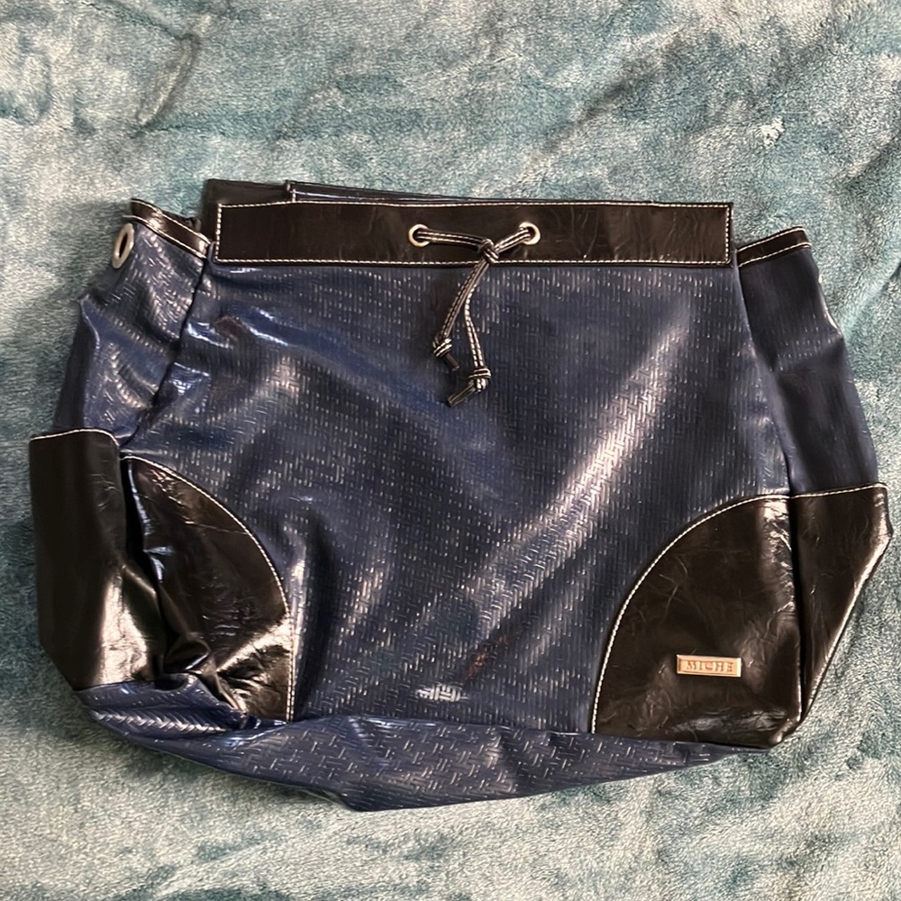 Miche “Janice” Navy Prima Large Shell